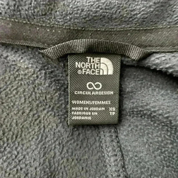 Women’s the north face Black XS pull over top - Picture 2 of 3